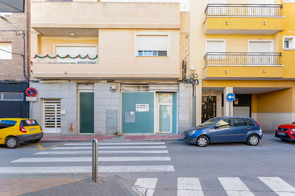 LOCAL EN VENTA EN CHURRA