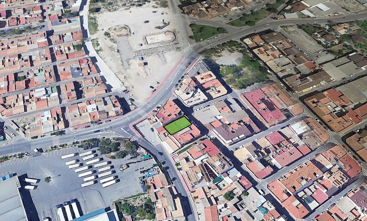 LOCAL EN VENTA EN CHURRA