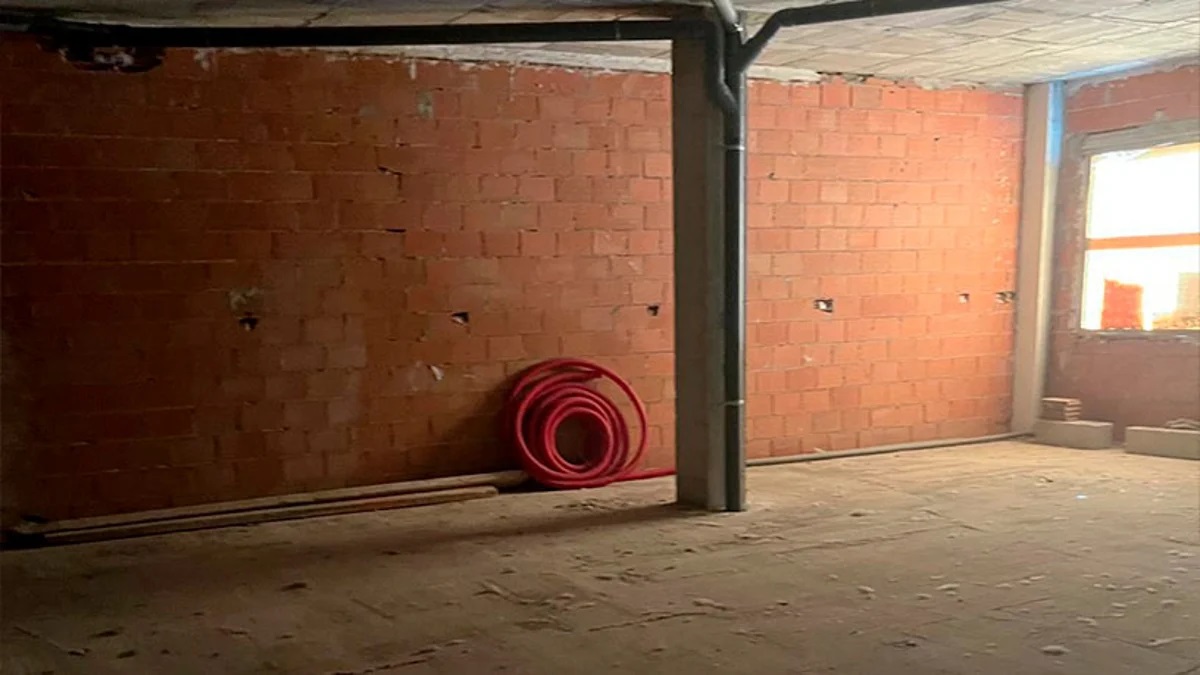 Magnifico Local en Alhama de Murcia