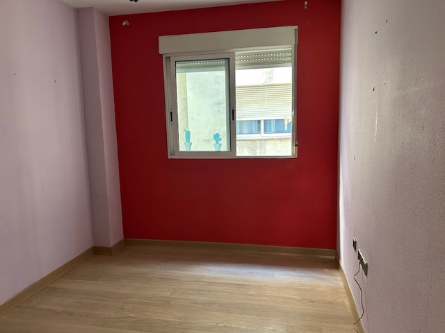 ¡Oportunidad! Gran piso en el centro de Alcantarilla con garaje