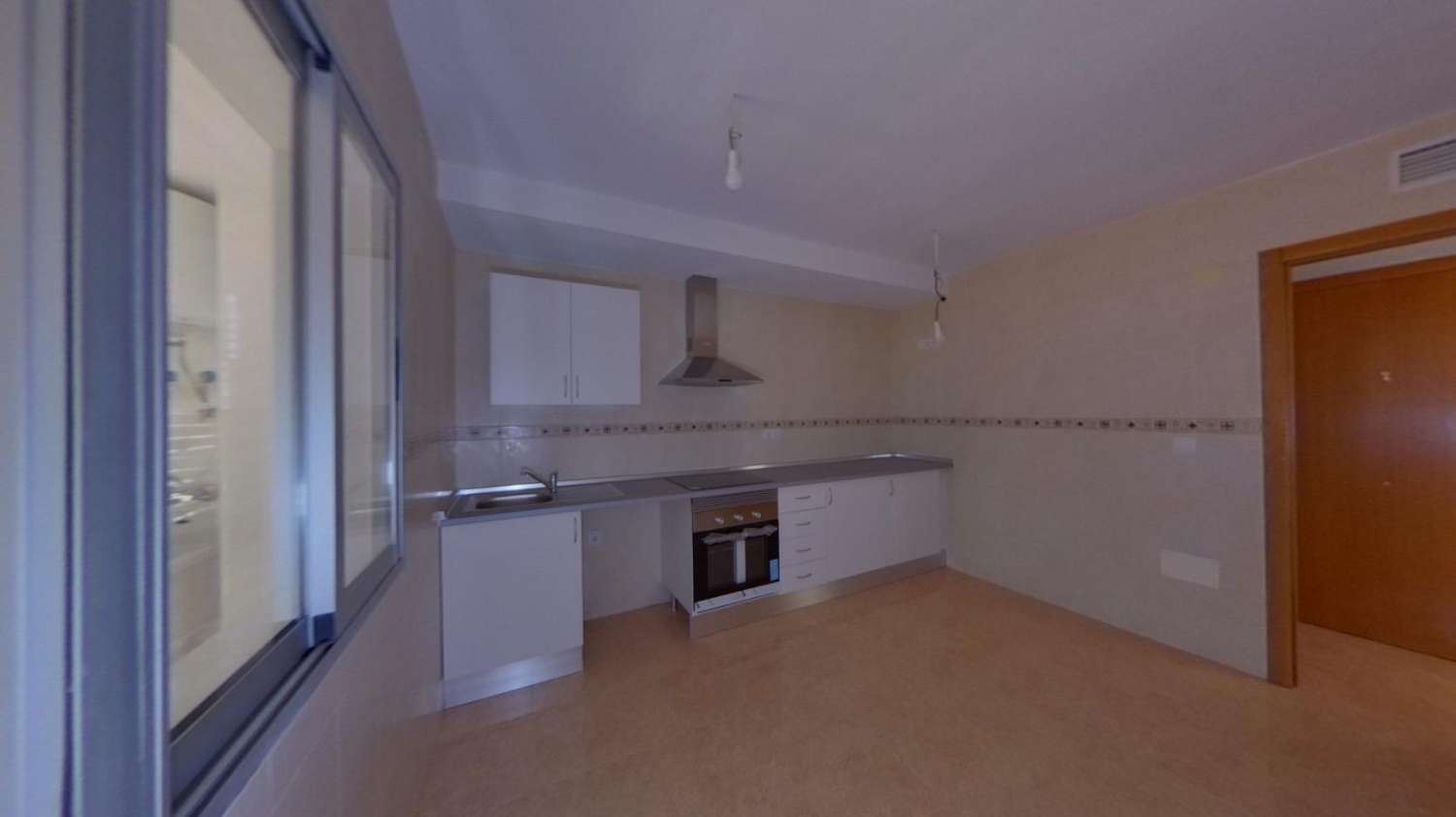 Gran vivienda de 134 m2 con garaje a 15 minutos de Murcia