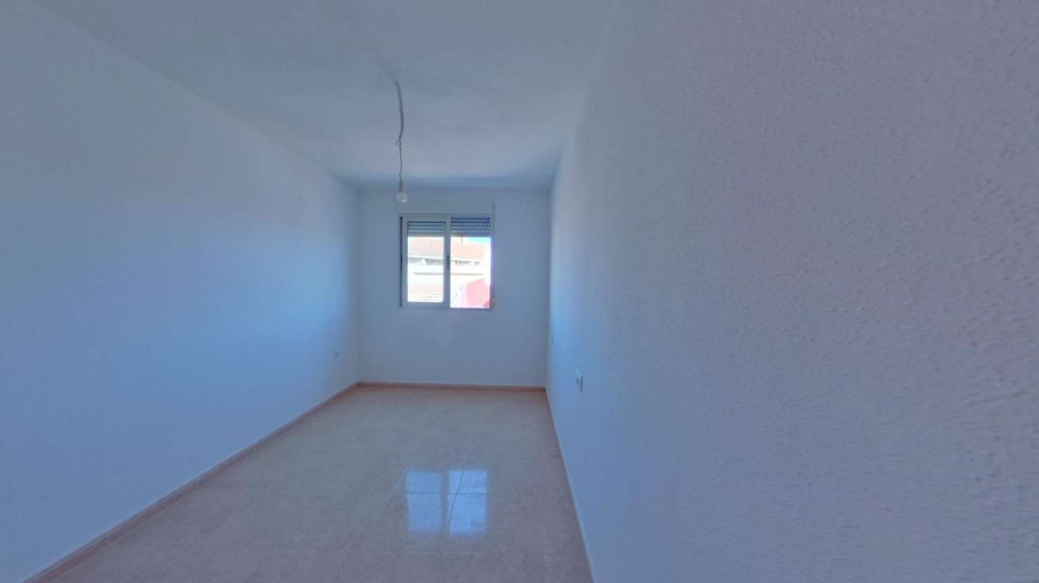 Gran vivienda de 134 m2 con garaje a 15 minutos de Murcia