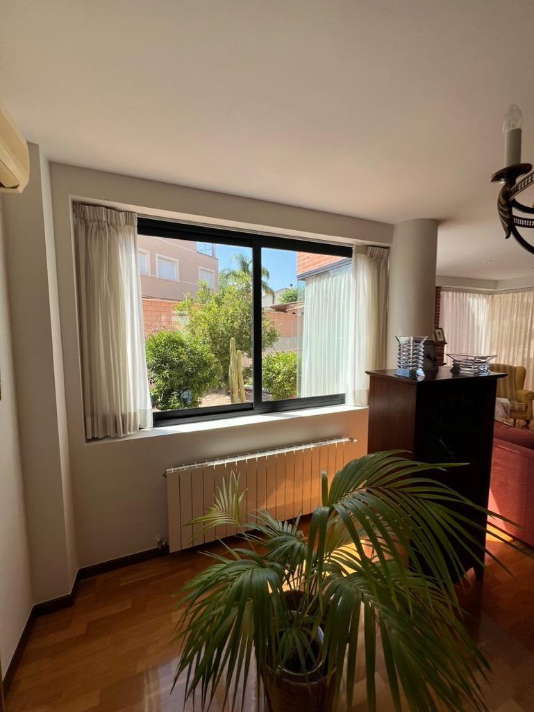 Chalet con piscina en Las Torres de Cotillas (Murcia)