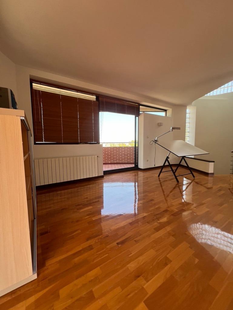 Chalet con piscina en Las Torres de Cotillas (Murcia)