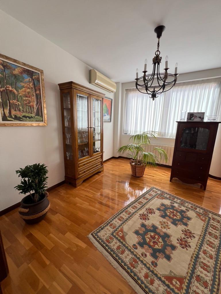 Chalet con piscina en Las Torres de Cotillas (Murcia)