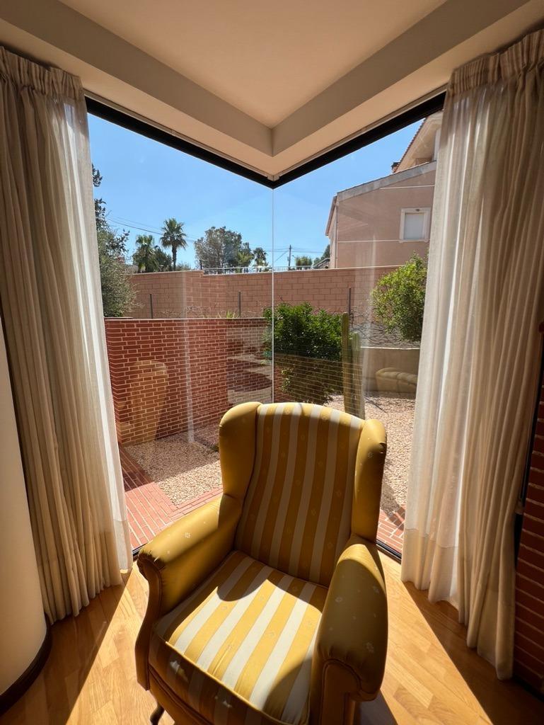 Chalet con piscina en Las Torres de Cotillas (Murcia)