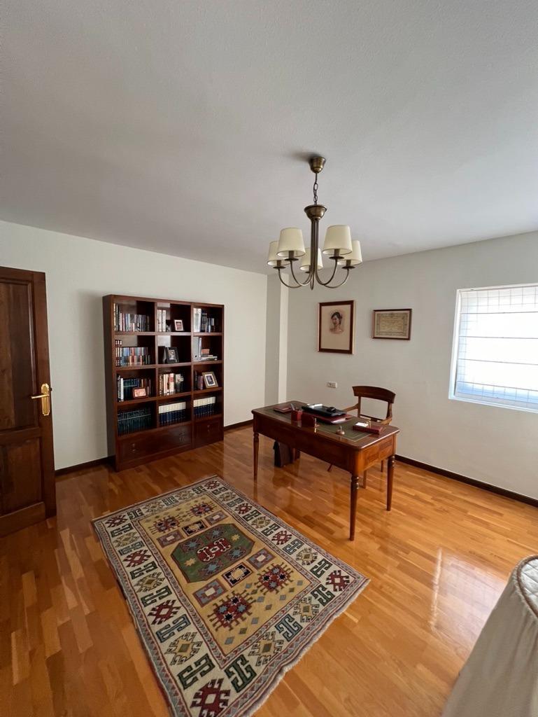 Chalet con piscina en Las Torres de Cotillas (Murcia)