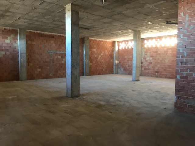 LOCAL EN VENTA A 5 MINUTOS DEL HOSPITAL LA ARRIXACA EN EL PALMAR (MURCIA)