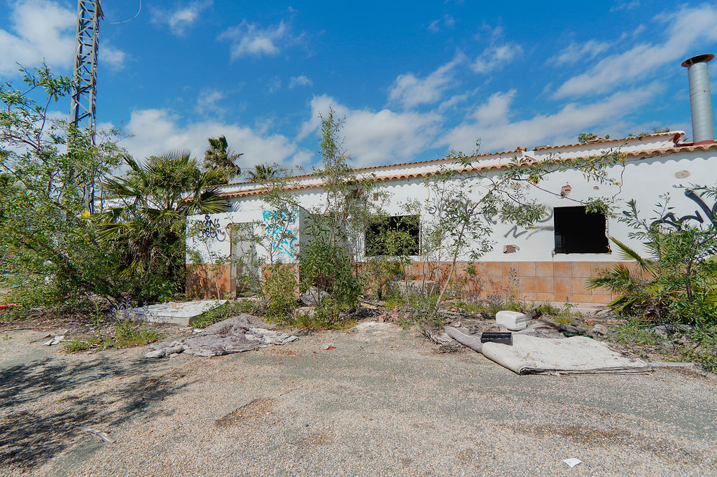 Finca Vizconde Oportunidad para inversores en Carretera de San Javier (Murcia)