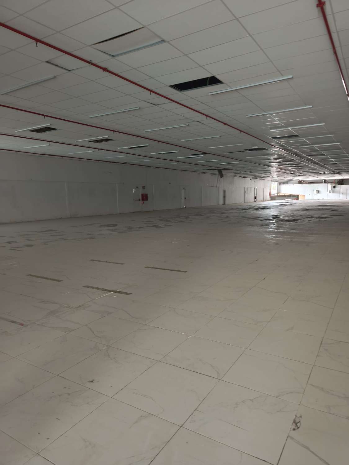 Magnifica Nave Industrial en parcela de 11879m2 en Molina de Segura