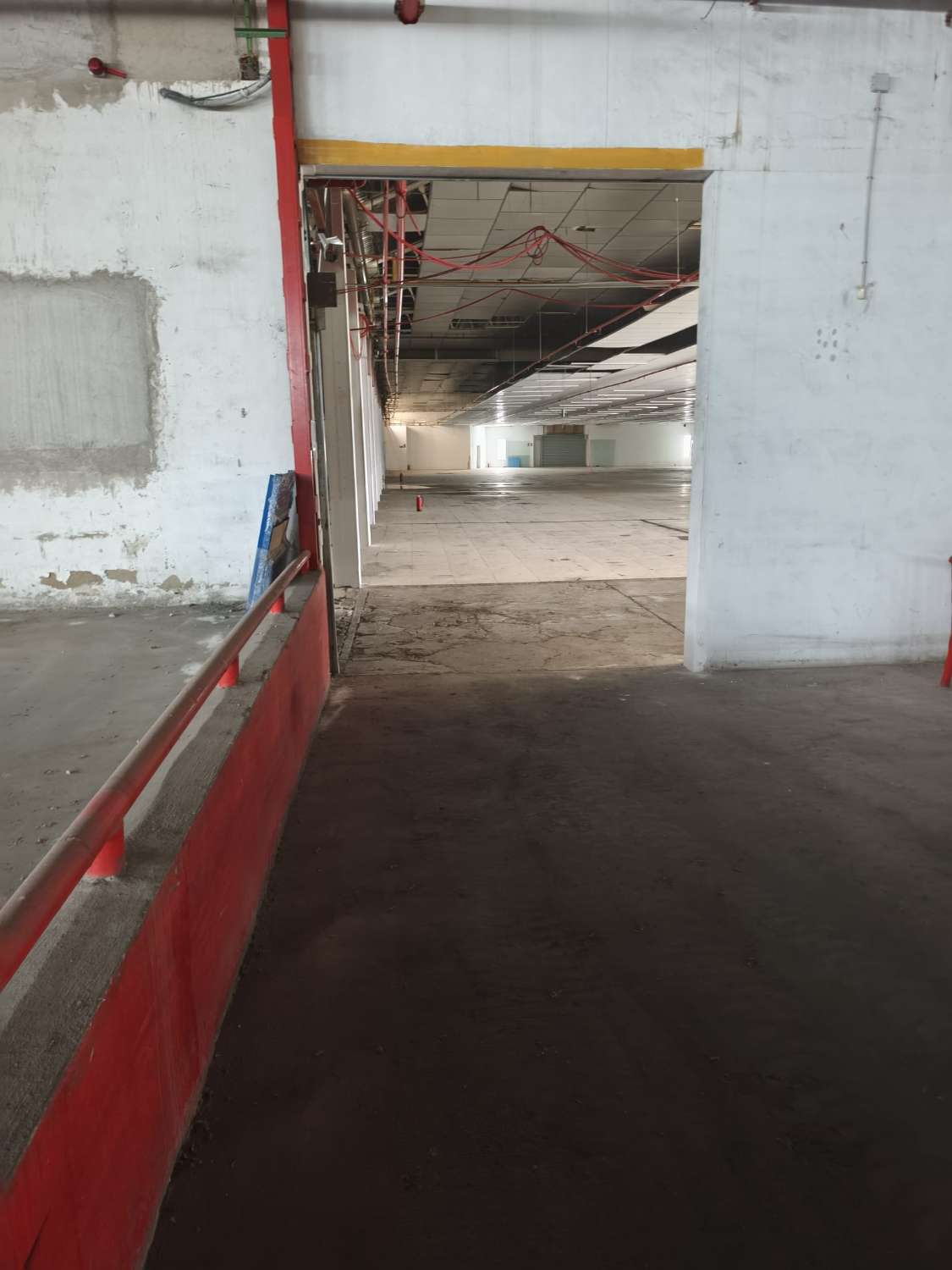 Magnifica Nave Industrial en parcela de 11879m2 en Molina de Segura