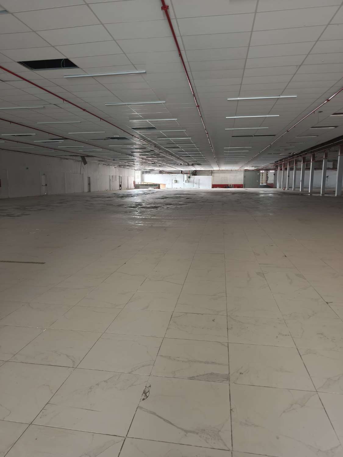 Magnifica Nave Industrial en parcela de 11879m2 en Molina de Segura