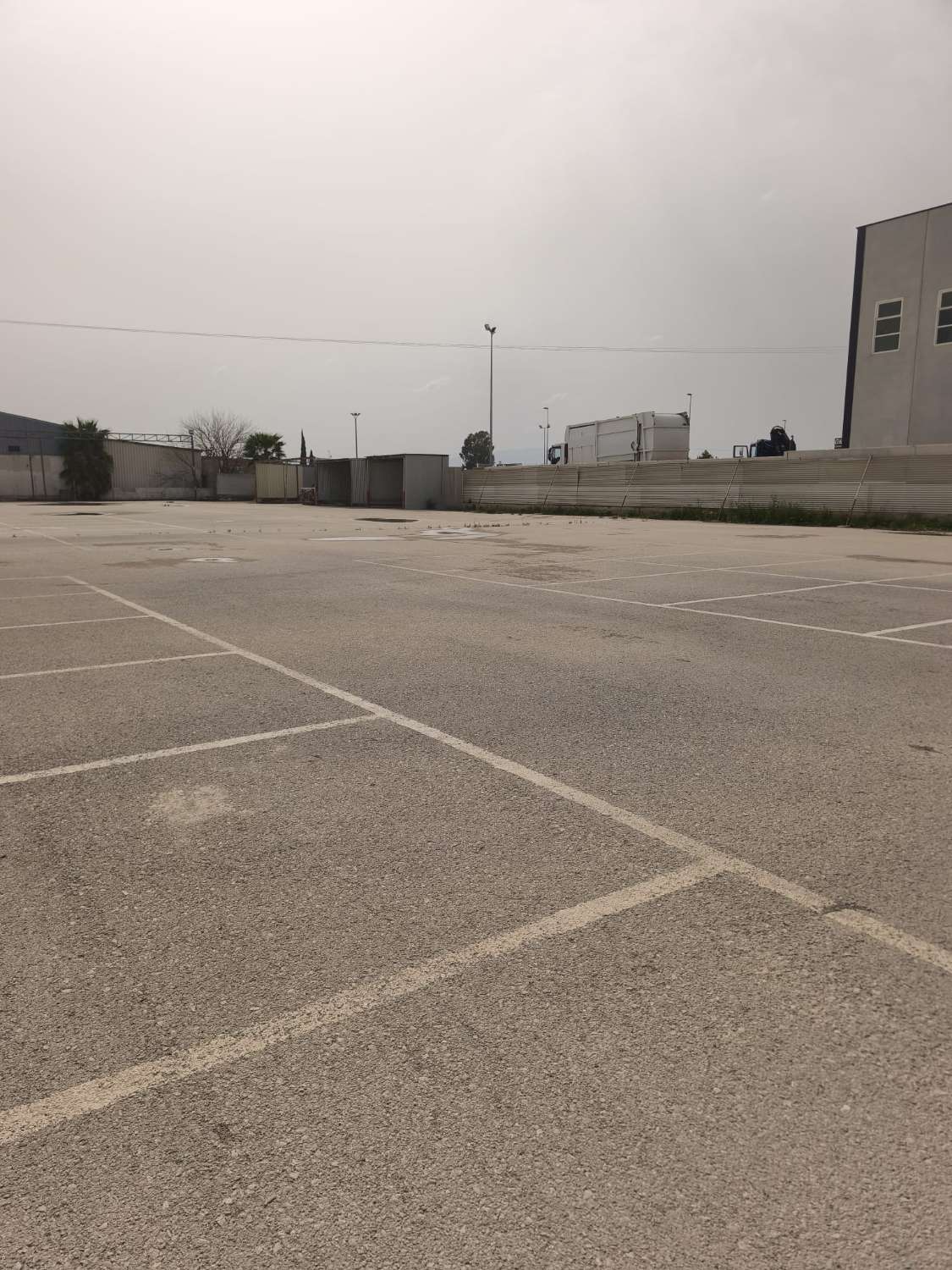 Magnifica Nave Industrial en parcela de 11879m2 en Molina de Segura