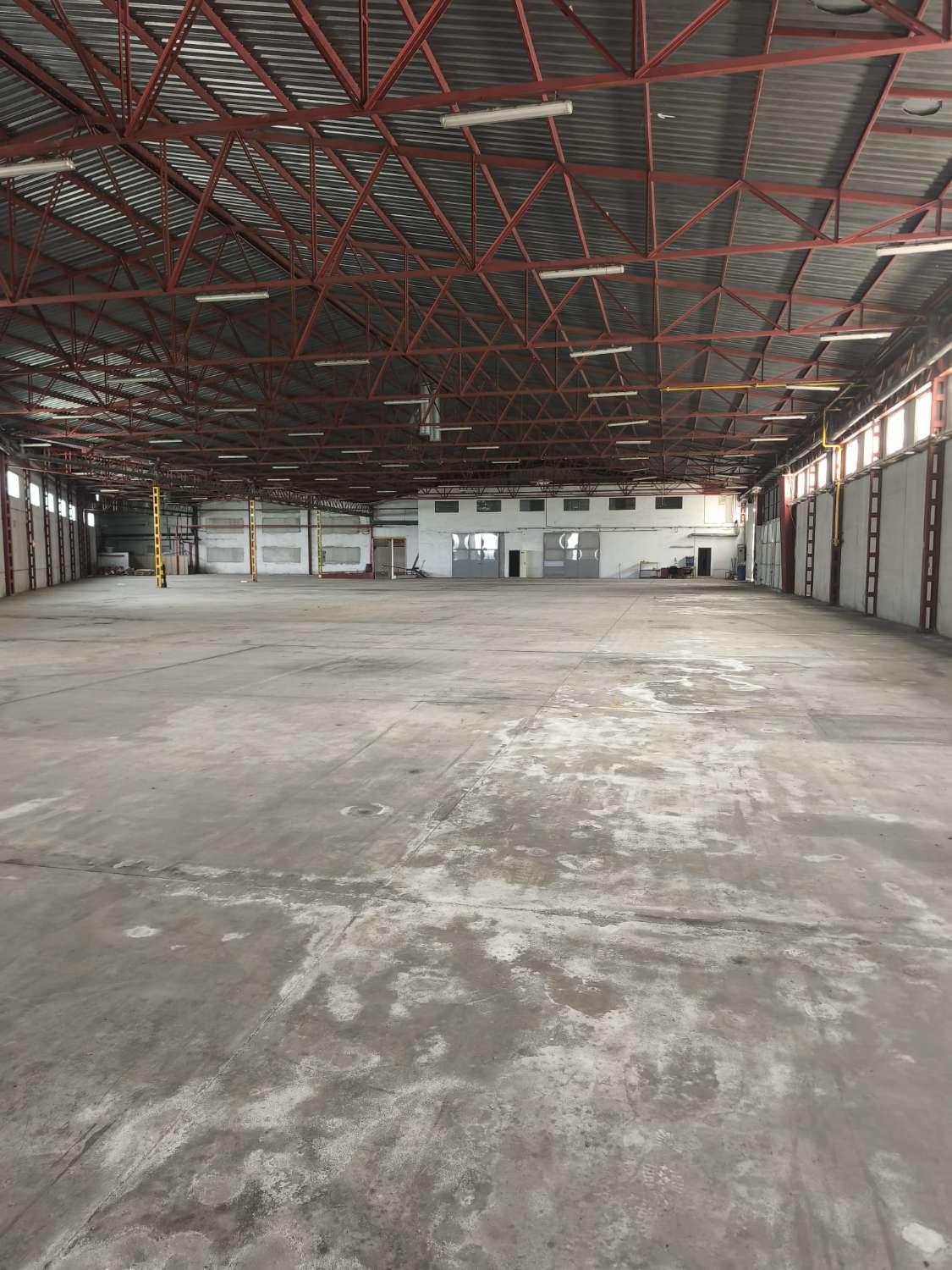 Magnifica Nave Industrial en parcela de 11879m2 en Molina de Segura